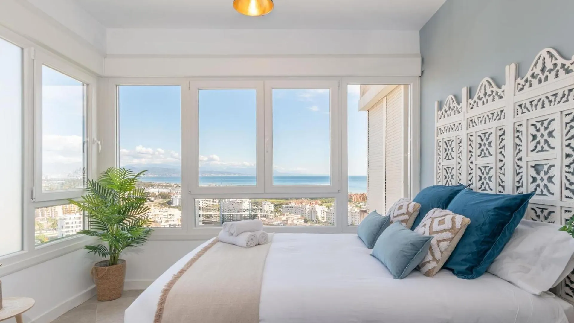 Fantastico Estudio Con Vistas Panoramicas Al Mar Torremolinos Apartment