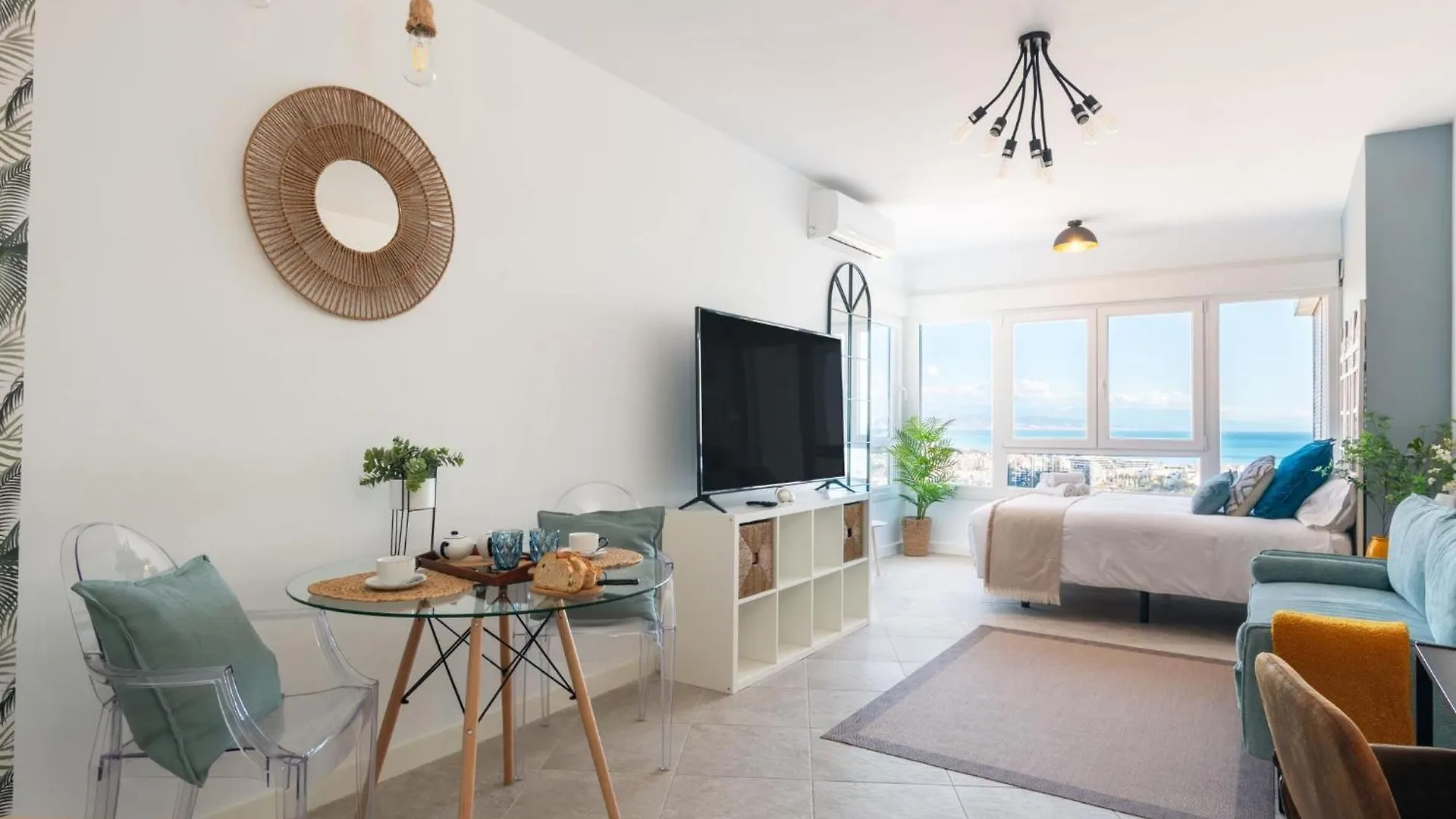 Fantastico Estudio Con Vistas Panoramicas Al Mar Torremolinos 0*,  Spain